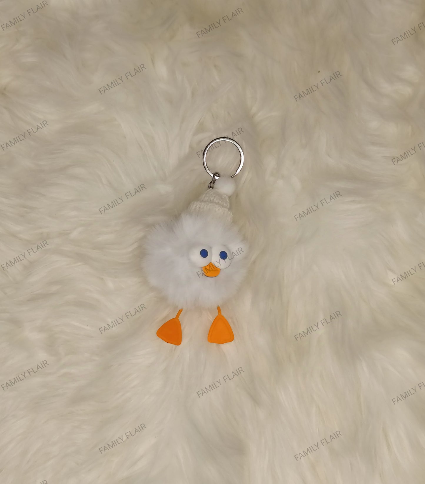 Pom pom keychain