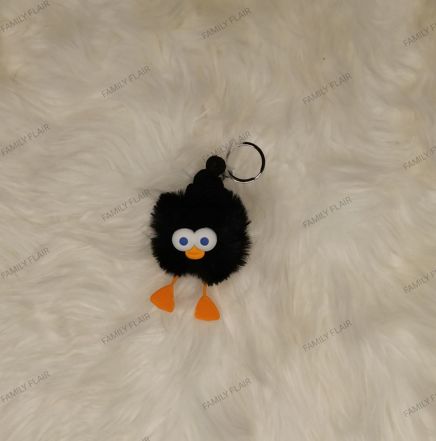 Pom pom keychain