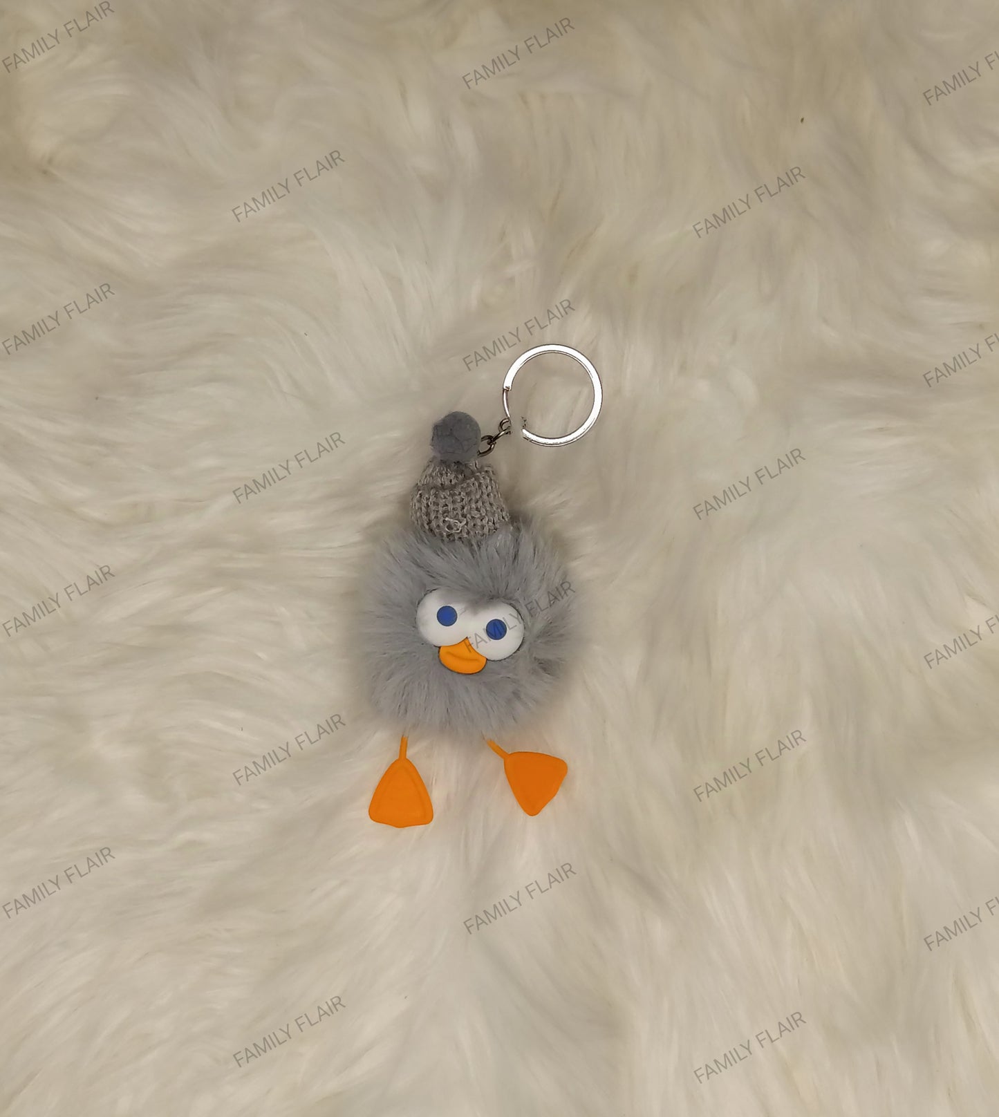 Pom pom keychain