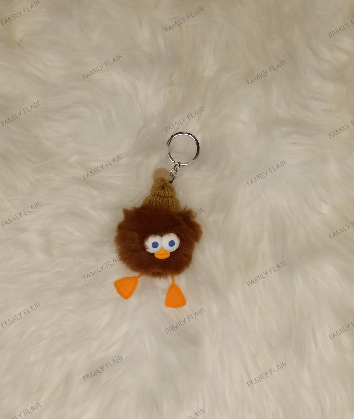 Pom pom keychain