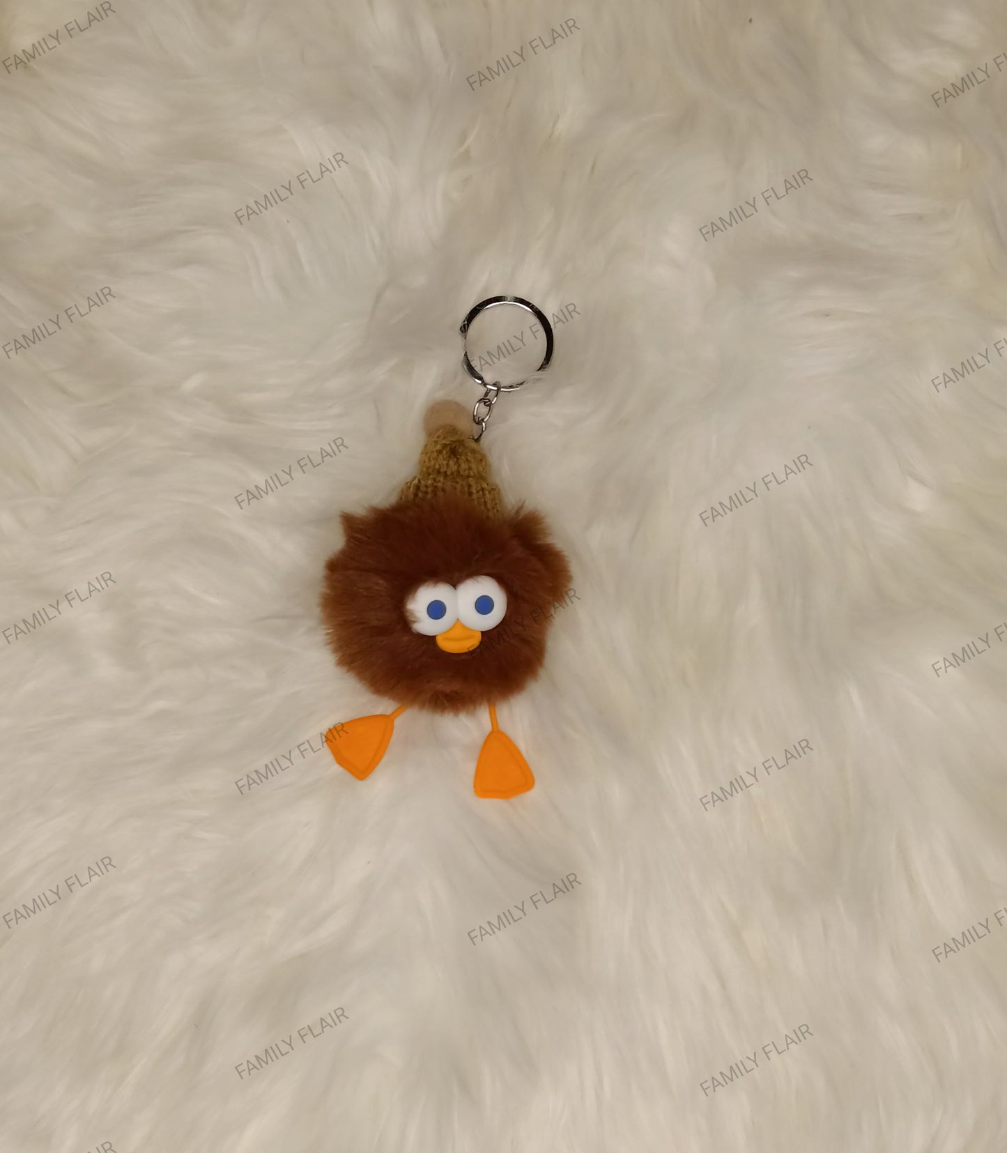 Pom pom keychain